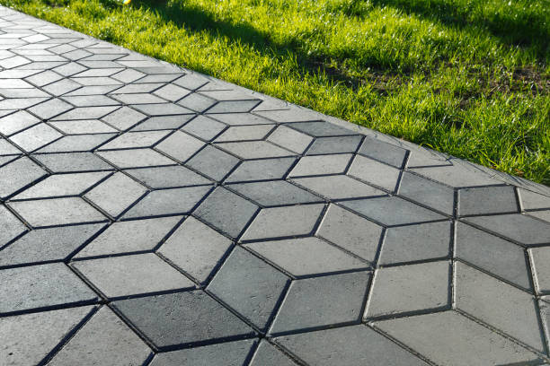 Best Interlocking Driveway Pavers  in Akron, IN